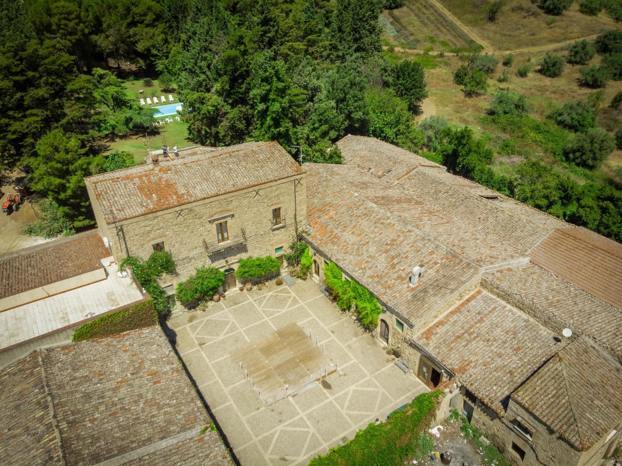 Agriturismo Feudo Tudia Landro エクステリア 写真