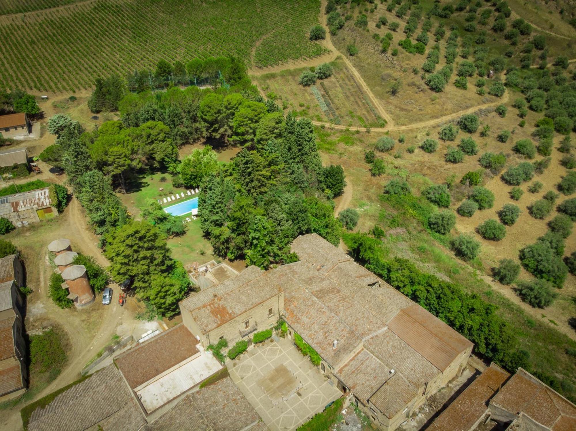 Agriturismo Feudo Tudia Landro エクステリア 写真