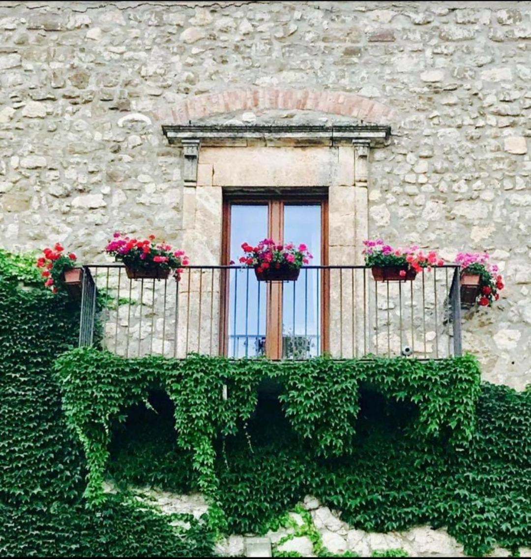 Agriturismo Feudo Tudia Landro エクステリア 写真